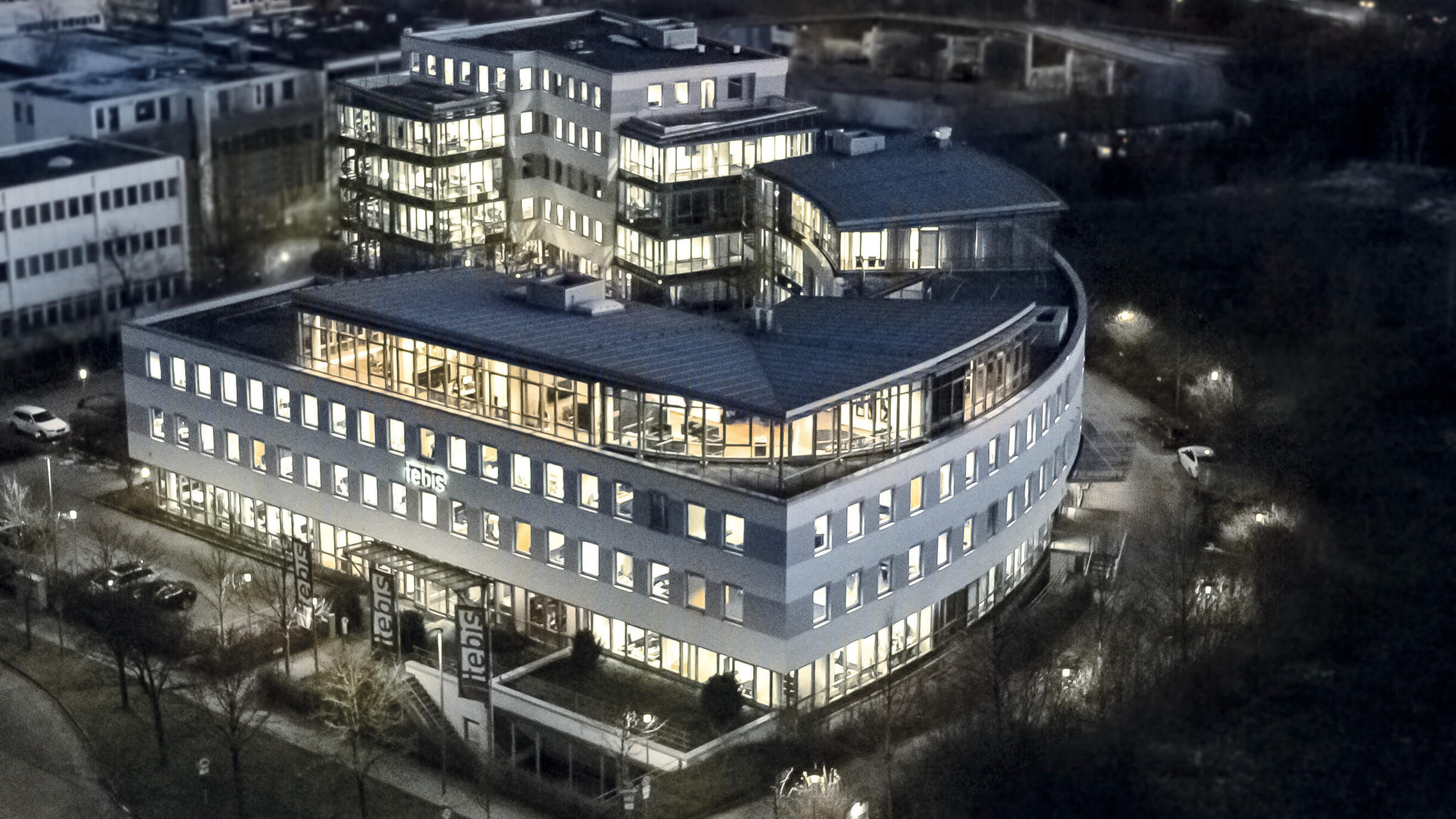 Tebis Stammhaus in Planegg bei München mit über 12.000qm Büro- und Nutzfläche